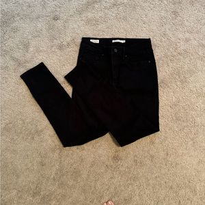 Levi’s high rise skinny, black, size 29